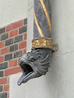 Blois, Chateau, Aile Louis XII, Gouttiere